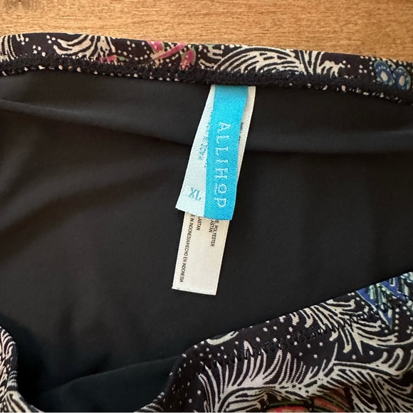Like New Anthropologie Allihop Swim Ruched Bikini Bottom Black Paisley Print - Picture 13 of 16
